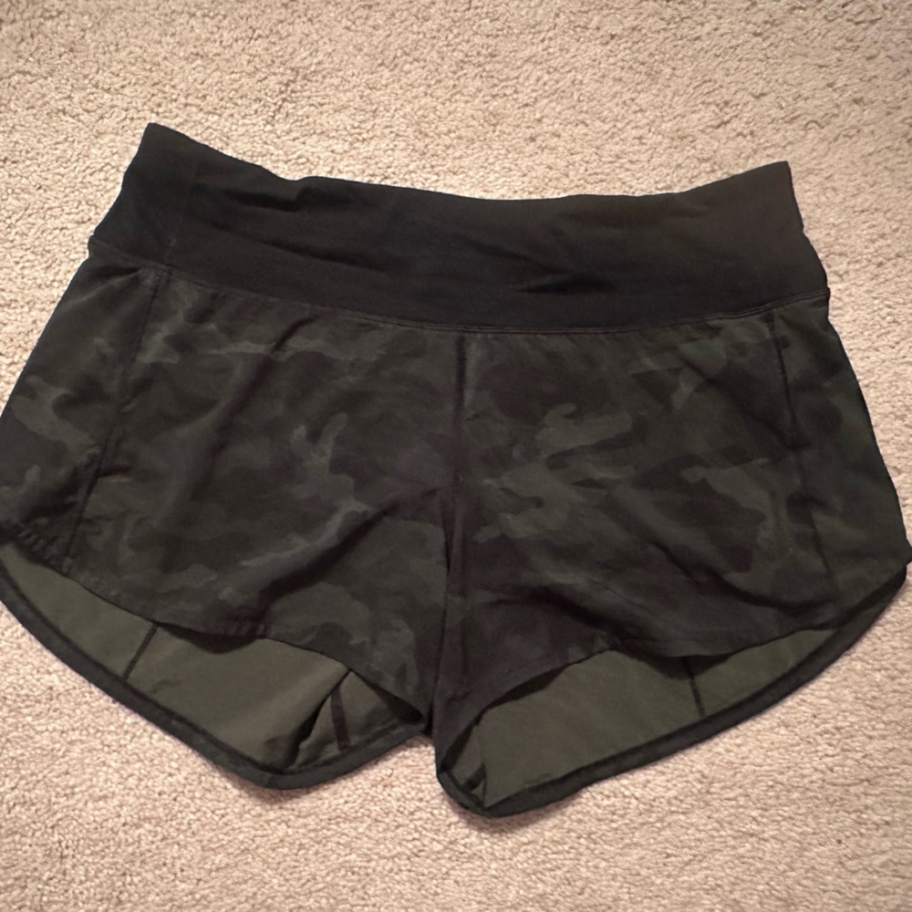 Lululemon hotty hot shorts